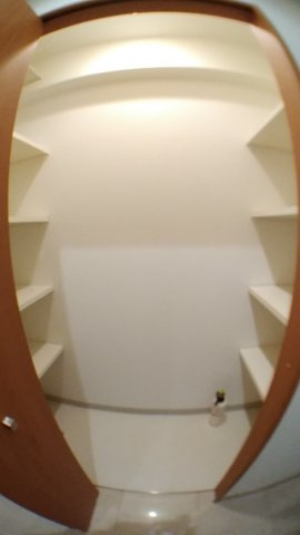 荒川区南千住３丁目の賃貸マンションのその他|シューズインクローゼット