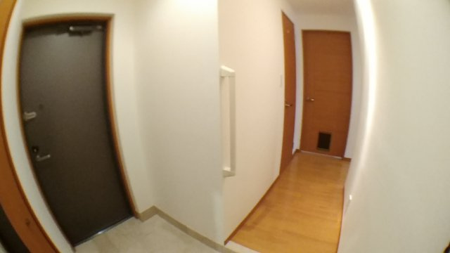 荒川区南千住３丁目の賃貸マンションの玄関