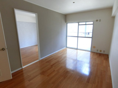 【居間・リビング】 | 朝日プラザ梅田東１