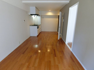 【居間・リビング】 | 朝日プラザ梅田東１