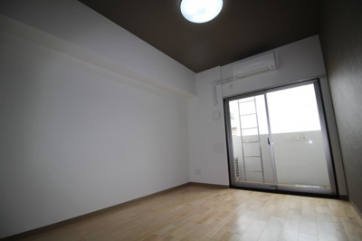 【寝室】 | ＥＲＣｉｔｙｓ兵庫駅