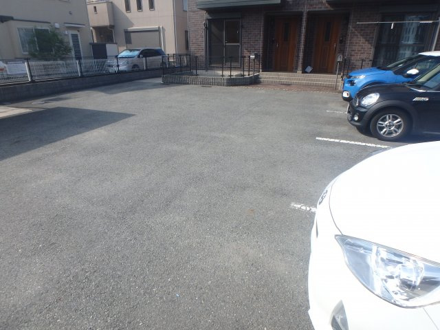 アルコートの駐車場