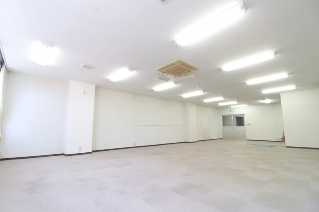 寿軒ビルの内装