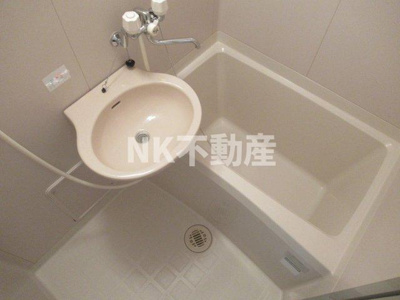 【浴室】 | ガリューコート菱屋西（河内小阪賃貸） | お風呂です