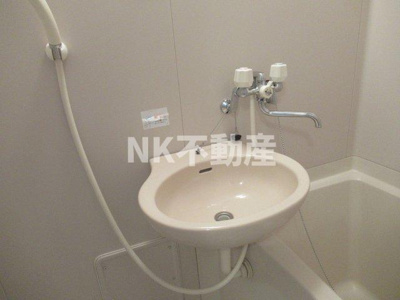 【洗面所】 | ガリューコート菱屋西（河内小阪賃貸） | 洗面です