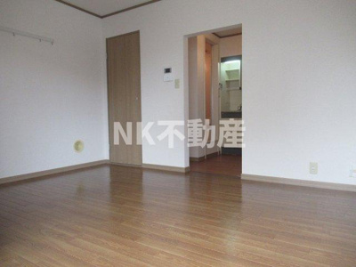 【居間・リビング】 | ガリューコート菱屋西（河内小阪賃貸） | 洋室です