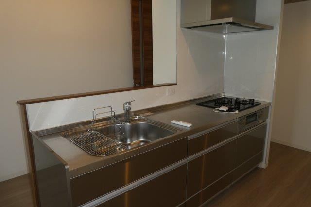 Neoジョリカのキッチン|３口ガスコンロ付システムキッチン