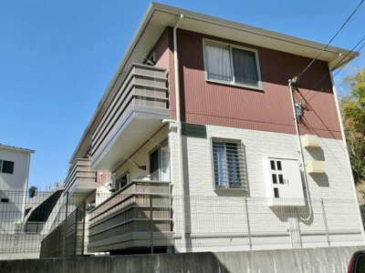 【外観】 | メルベーユⅡ | 小田急多摩線「五月台」駅より徒歩9分で通勤通学にも便利な立地！ペット＆楽器OKの2階建てアパートです♪