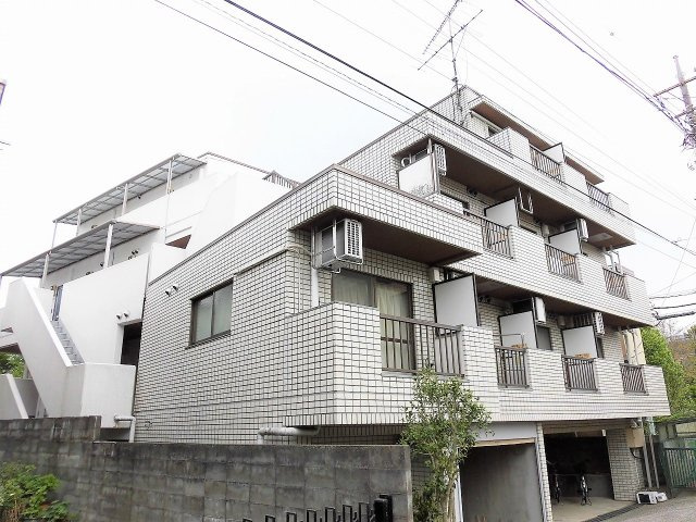 アネックス・レガの外観