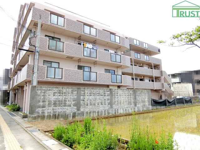 リベール西明石1の外観