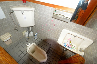 【トイレ】 | フォーラム岡田