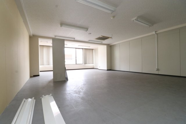 【内装】 | 第１０岡部ビル