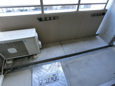 【バルコニー】 | ニューシティアパートメンツ西天満