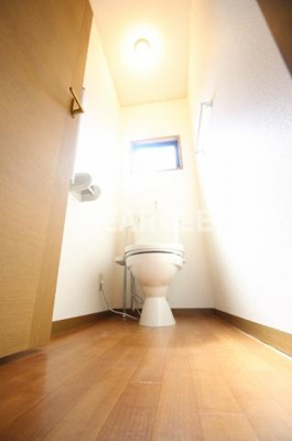 【トイレ】 | シェソワモリタ | コンパクトで使いやすいトイレです