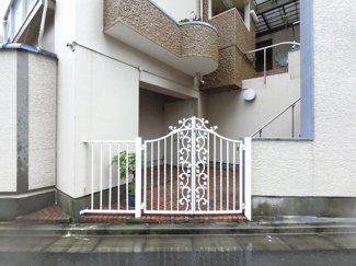 【エントランス】