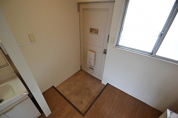 マンションヤノの玄関
