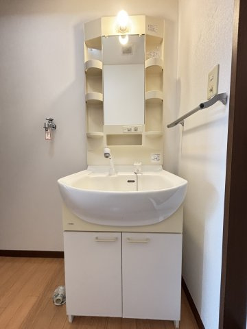 アメニティーハウスの洗面所