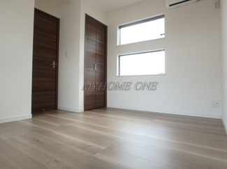 【寝室】 | 洋室