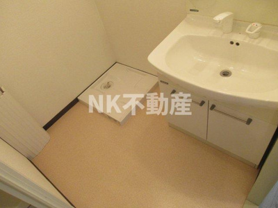 【洗面所】 | ハイマート新喜多（高井田賃貸） | 広い洗面スペース