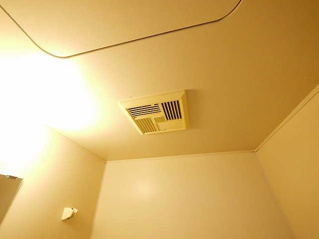 ラックハウスの浴室|日々の暮らしに欠かせないお風呂です