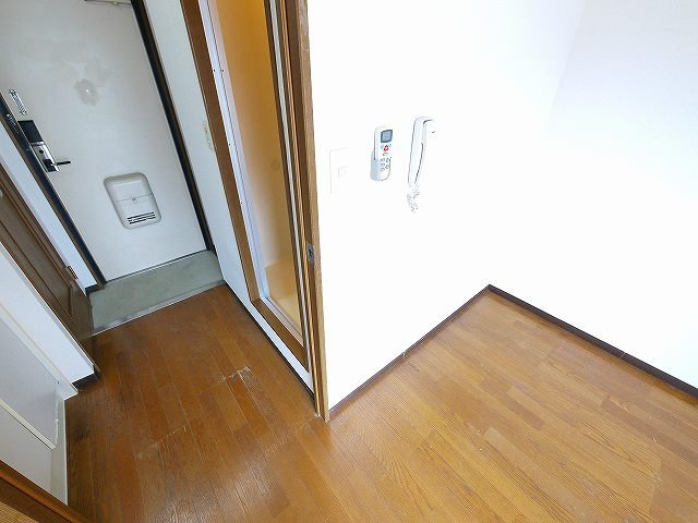 ラックハウスの洋室|コンパクトで使いやすい洋室です