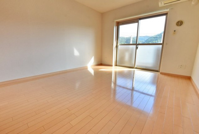 【居間・リビング】 | ハイランドビュー