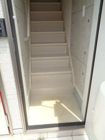 パインヒル篠崎の玄関