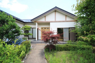 【外観】 | 建物正面から