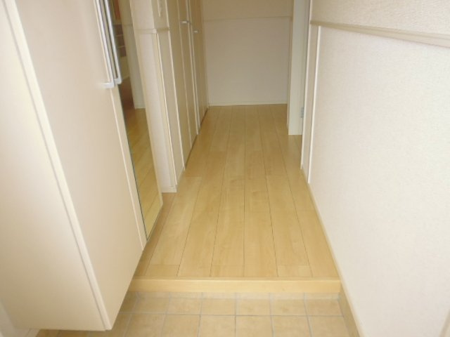 エクスペアテＣの玄関