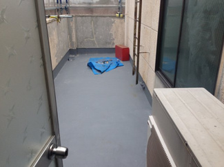 【バルコニー】