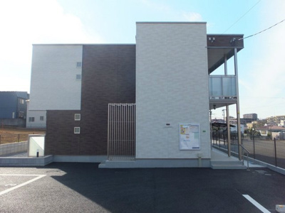 【エントランス】 | フリューリング