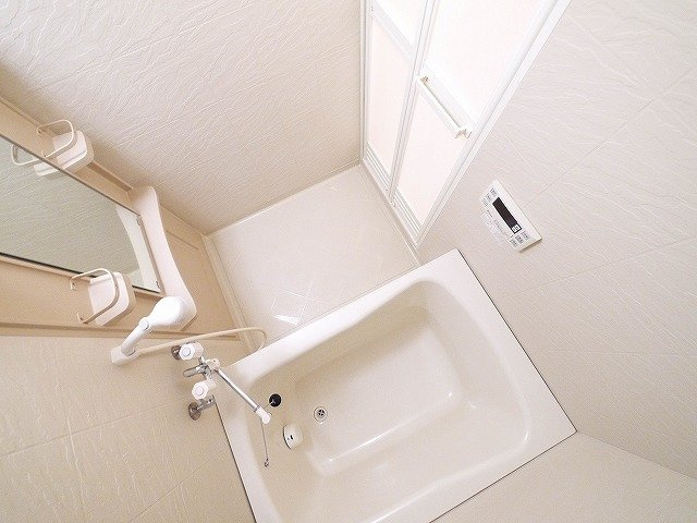 グランレーヴ東生駒の浴室|コンパクトで使いやすいお風呂です