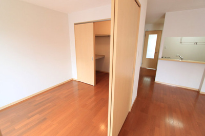 【洋室】 | メゾン・シャトレールＡ