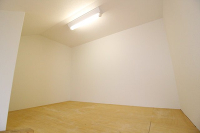 【内装】 | リーフ