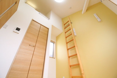 【内装】 | リーフ