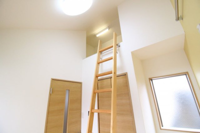 【洋室】 | リーフ