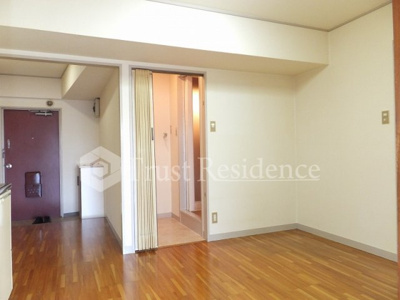 【居間・リビング】 | コスモピアビル