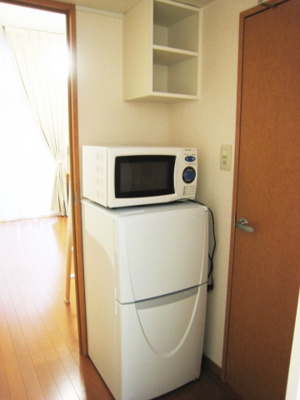 【設備】 | 中央 | 電子レンジ＆冷蔵庫
