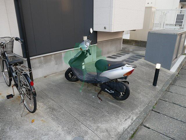 プルメリエ箱崎の駐車場|駐輪場