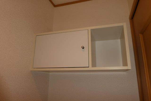 サンメゾンＭ・Ａのトイレ|トイレ棚