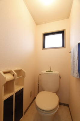 【トイレ】 | プリシェールK | 落ち着いた色調のトイレです