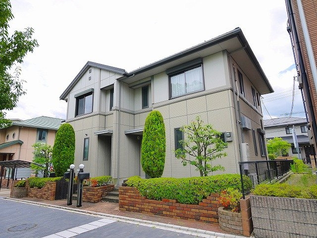 グランバリエ光の外観