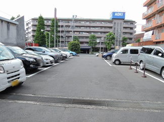 【駐車場】