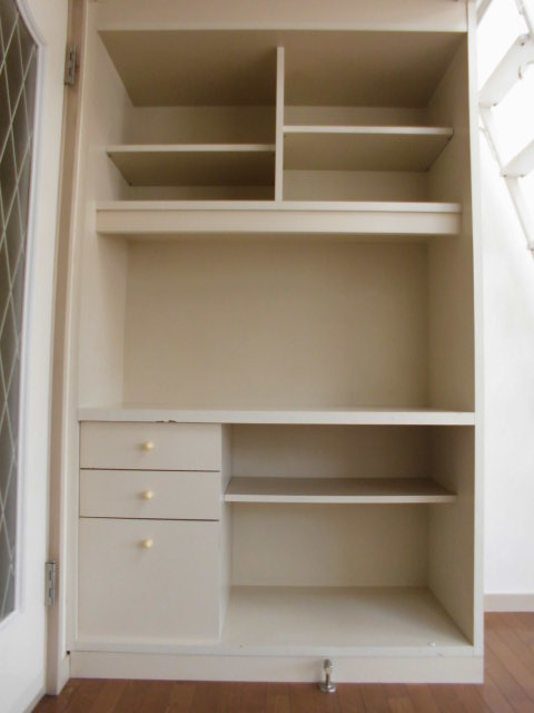 ジュネパレス市川第24Ａの収納