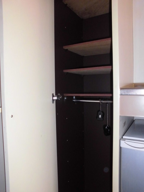 ジュネパレス市川第24Ａの収納