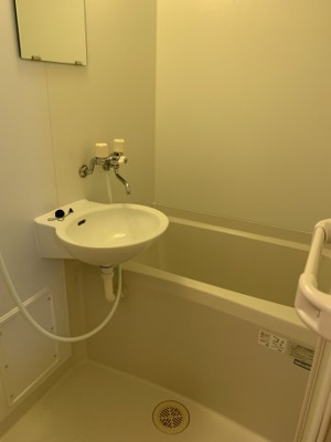 【浴室】 | ペルーラ春風 | ※写真は別室です