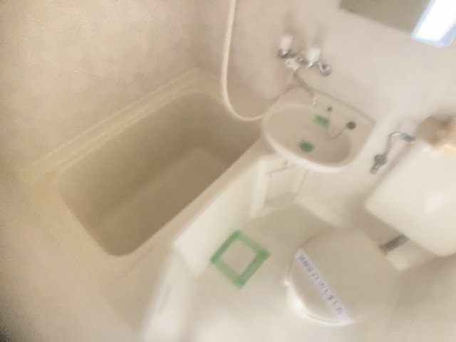 ジュネパレス市川第24Ａの浴室