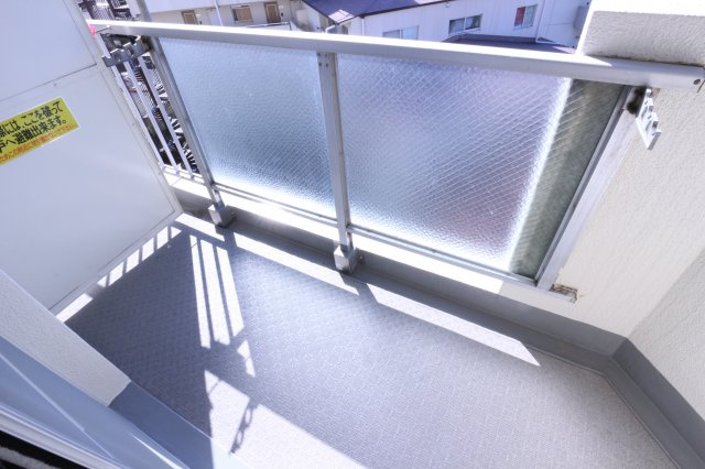 ルモン舞子のバルコニー