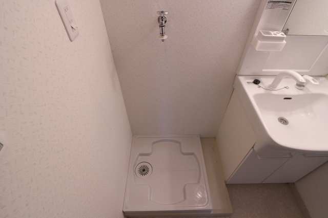 ルモン舞子の洗面所