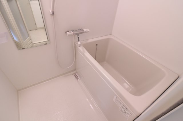 ルモン舞子の浴室